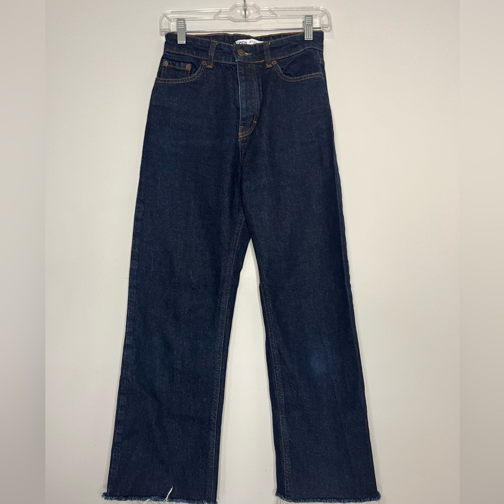 Zara Wide Leg Crop Pant with Frayed bottom size 2